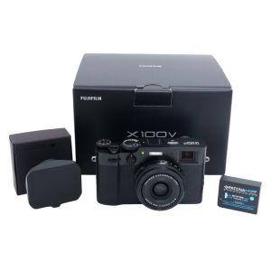 Fujifilm X100 V Digitalkamera (27200 Auslösungen), OVP, Sonnenblende, 2. Akku