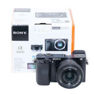 Sony ILCE Alpha 6000 Gehäuse (4160 Auslösungen), + E 16-50mm/3,5-5,6 OSS, OVP