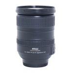 Nikon AF-S 18-200mm/3,5-5,6 DX, G, ED, VR, (leichter Staub im Linsensystem, kein Einfluss auf Bildqualität), OVP