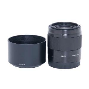 Sony E 50mm/1,8 OSS, Sonnenblende