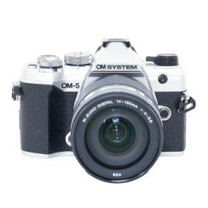 OM System OM-5 Gehäuse silber + M.Zuiko 14-150mm/4-5,6 II (Einzelstück)