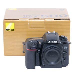 Nikon D7500 Gehäuse (12566 Auslösungen), OVP