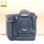 Nikon D5 Gehäuse (107661 Auslösungen), XQD cFExpress Ausführung, OVP
