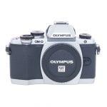 Olympus E-M10 Gehäuse silber, (5375 Auslösungen)