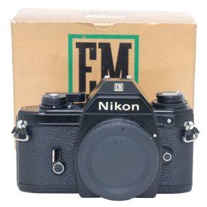 Nikon EM, Gehäuse, OVP