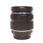 Olympus M. Zuiko 12-40mm/2,8 Pro, Sonnenblende