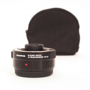 Olympus MC-20 2x Teleconverter, Beutel