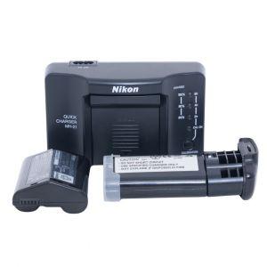 Nikon MH21 Schnellladegerät für EN-EL4(A) + 2 Akkus