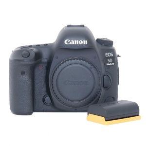 Canon EOS 5D Mark IV Gehäuse (8149 Auslösungen), 2. Akku