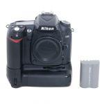 Nikon D90 Gehäuse (87218 Auslösungen) mit Nikon MB-D 80 Batteriegriff, 2. Akku
