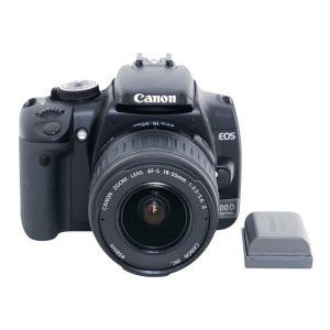 Canon EOS 400D Gehäuse mit Canon EF-S 18-55mm/3,5-5,6 II, 2. Akku