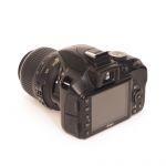 Nikon D3300 Gehäuse (7115 Auslösungen) + AF-S 18-55mm/3,5-5,6 DX, G, VR, II