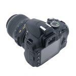 Nikon D3000 Gehäuse (1938 Auslösungen) Kartenfachdeckel fehlt + AF-S 18-55mm/3,5-5,6 DX, G, VR, inkl. 20% MwSt.