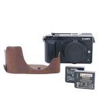 Panasonic Lumix DMC-GX80 Gehäuse (6181 Auslösungen) 2x Akku, Daumenstütze, Protektor