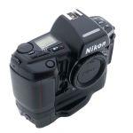 Nikon F90X Gehäuse, inkl. MB-10 Batteriegriff