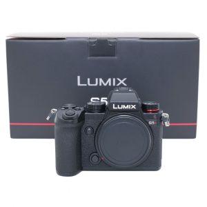 Panasonic Lumix DC-S5D Gehäuse, (20 Auslösungen), OVP, Ausstellungsstück, 2 Jahre Garantie, inkl. 20% MwSt.