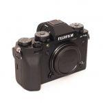 Fujifilm X-T 5 Gehäuse schwarz (13 Auslösungen), OVP, 6 Monate Garantie