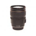 Canon EF 28-135mm/3,5-5,6 IS (leichter Staub im Linsensystem, kein Einfluss auf Bildqualität)