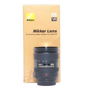 Nikon AF-S 18-200mm/3,5-5,6 G, ED, VR, OVP (leichter Staub im Linsensystem, kein Einfluss auf Bildqualität)