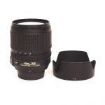Nikon AF-S 18-105mm/3,5-5,6 DX, G, ED, VR, Sonnenblende
