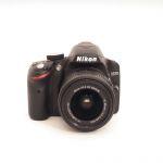 Nikon D 3200 Gehäuse (40532 Auslösungen) + AF-S 18-55mm/3,5-5,6 DX, G, VR II