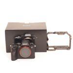 Sony ILCE Alpha 1 Gehäuse (2378 Auslösungen), OVP, Tilta Cage, 6 Monate Garantie