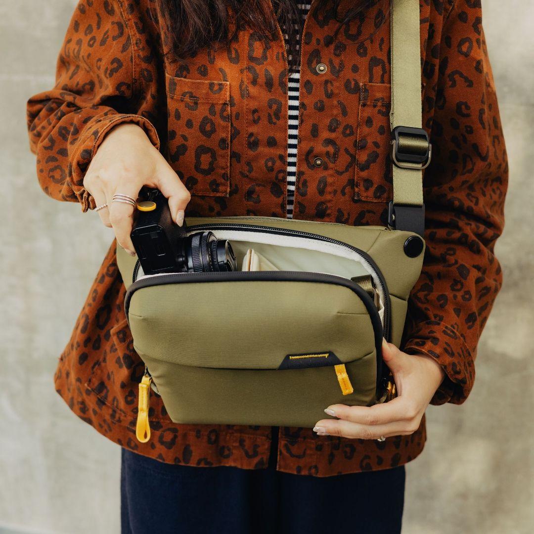 Peak Design Everyday Sling 3 Liter - Kelp – Bild 7