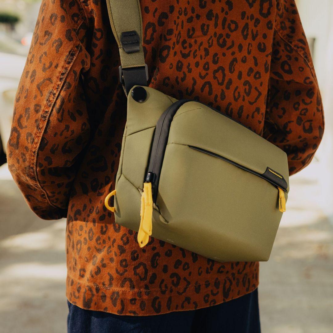 Peak Design Everyday Sling 3 Liter - Kelp – Bild 10