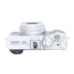 Fujifilm X100VI silber, (2500 Auslösungen), OVP, 1 Jahr Garantie