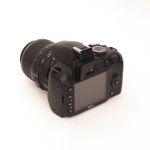 Nikon D 3000 Gehäuse (3076 Auslösungen) + AF-S 18-55mm/3,5-5,6 DX, VR, OVP, 2. Akku