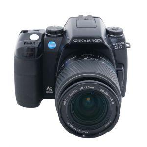 Minolta Dynax 5D Gehäuse + AF 18-70mm/3,5-5,6 Sonnenblende