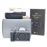 Fujifilm X-T1 Gehäuse, Graphite Silver Edition, OVP, Buch, inkl. Meike Batteriegriff