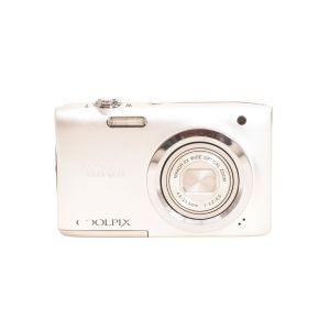 Nikon Coolpix A100 Digitalkamera, 3 Akkus inkl. 20% MwSt.