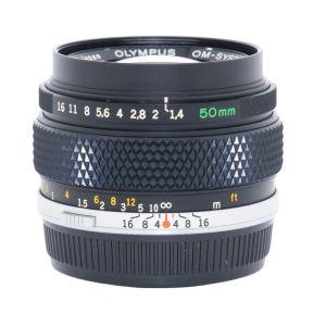 Olympus MF 50mm/1,4 (leichter Staub im Linsensystem, kein Einfluss auf Bildqualität)