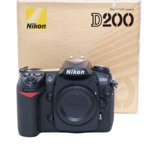 Nikon D200 Gehäuse (1862 Auslösungen), OVP