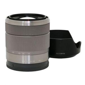 Sony E 18-55mm/3,5.5,6 OSS, Sonnenblende