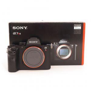 Sony Alpha 7R II Gehäuse (10715 Auslösungen), OVP