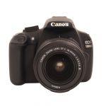 Canon EOS 1200D Gehäuse (8220 Auslösungen) mit EF-S 18-55mm/3,5-5,6 III, 2. Akku