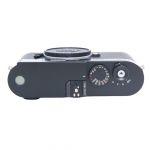Leica M8.2 Gehäuse, Sn.3557230, ArtNr.10711, (7264 Auslösungen), inkl. vier Akkus.