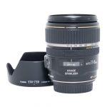 Canon EF-S 17-85mm/4-5,6 Sonnenblende (leichter Staub im Linsensystem, kein Einfluss auf Bildqualität)